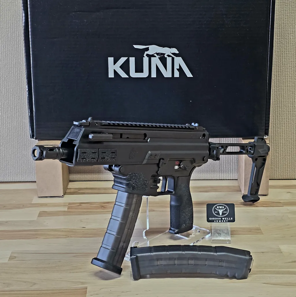 KUNA 6.1" Black 9MM Pistol w/Brace 2-30RD Mags